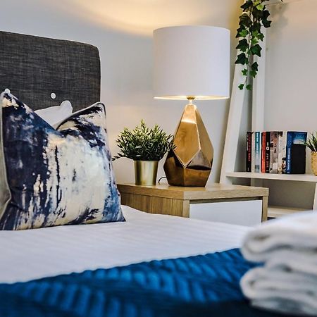 Host & Stay - Central Balcony Apt Liverpool Dış mekan fotoğraf